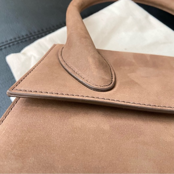 Jacquemus Tan Shoulder Bag - Picture 5 of 12